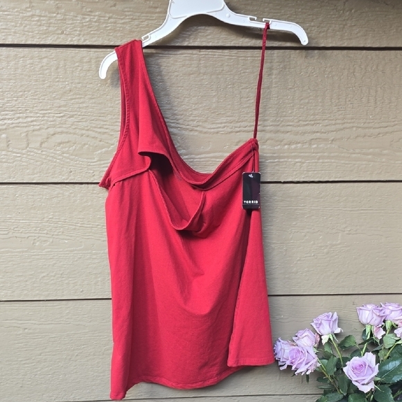Torrid Foxy One Shoulder Cut Out Tank 3x Red Rust New - Picture 6 of 11